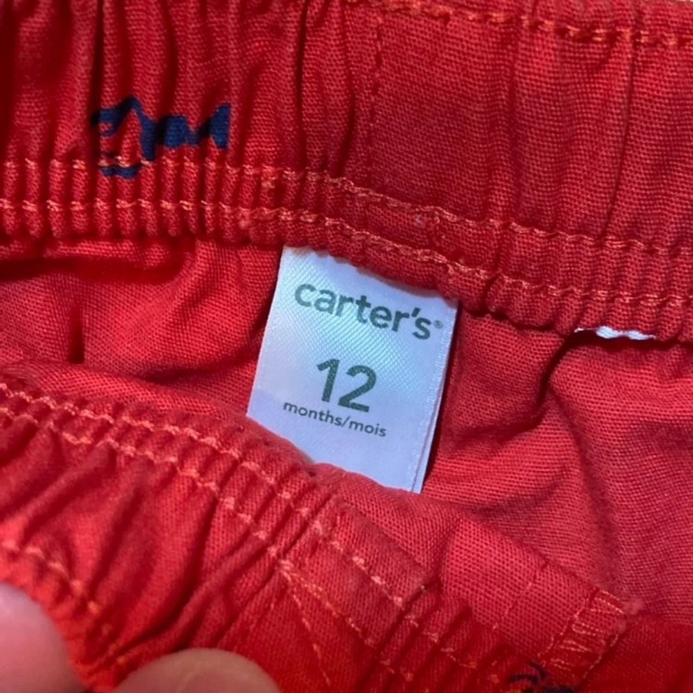 Carters pull on shorts 12 months - Picture 3 of 3